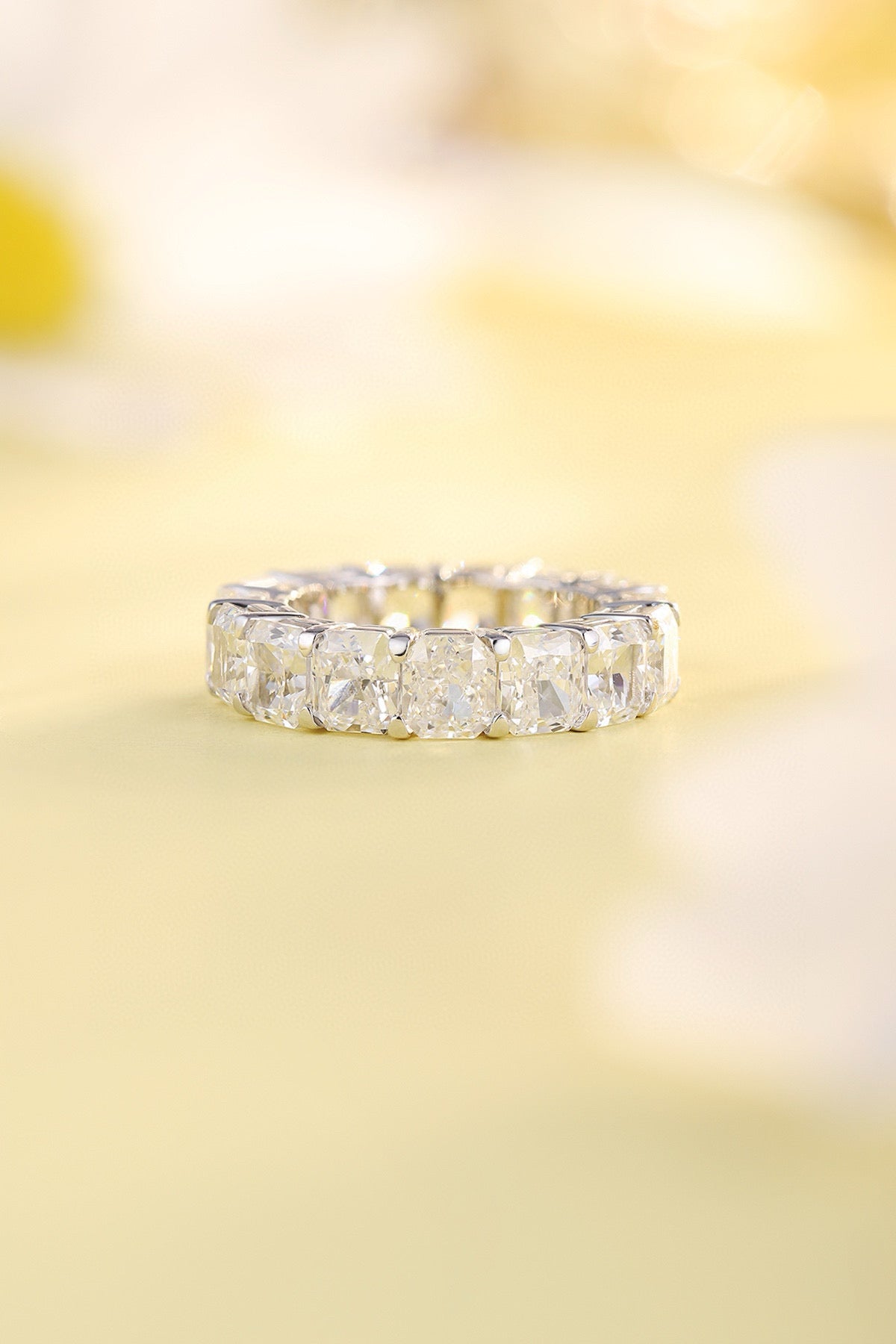 Pirmiana Elegant and Luxury 19.2ct Simulated Diamond Rings 18K Gold Jewelry Engagement Gift Women