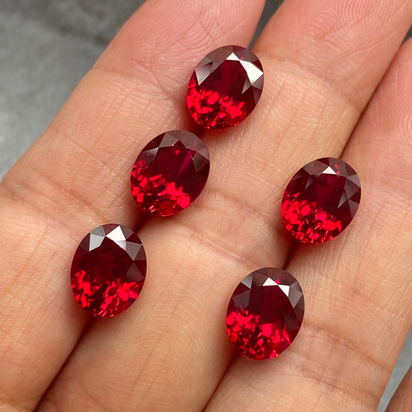 Pirmiana 1.43-9.36ct Oval Shape Pigeon Blood Red Lab Grown Ruby Loose Stones For Jewerly Making