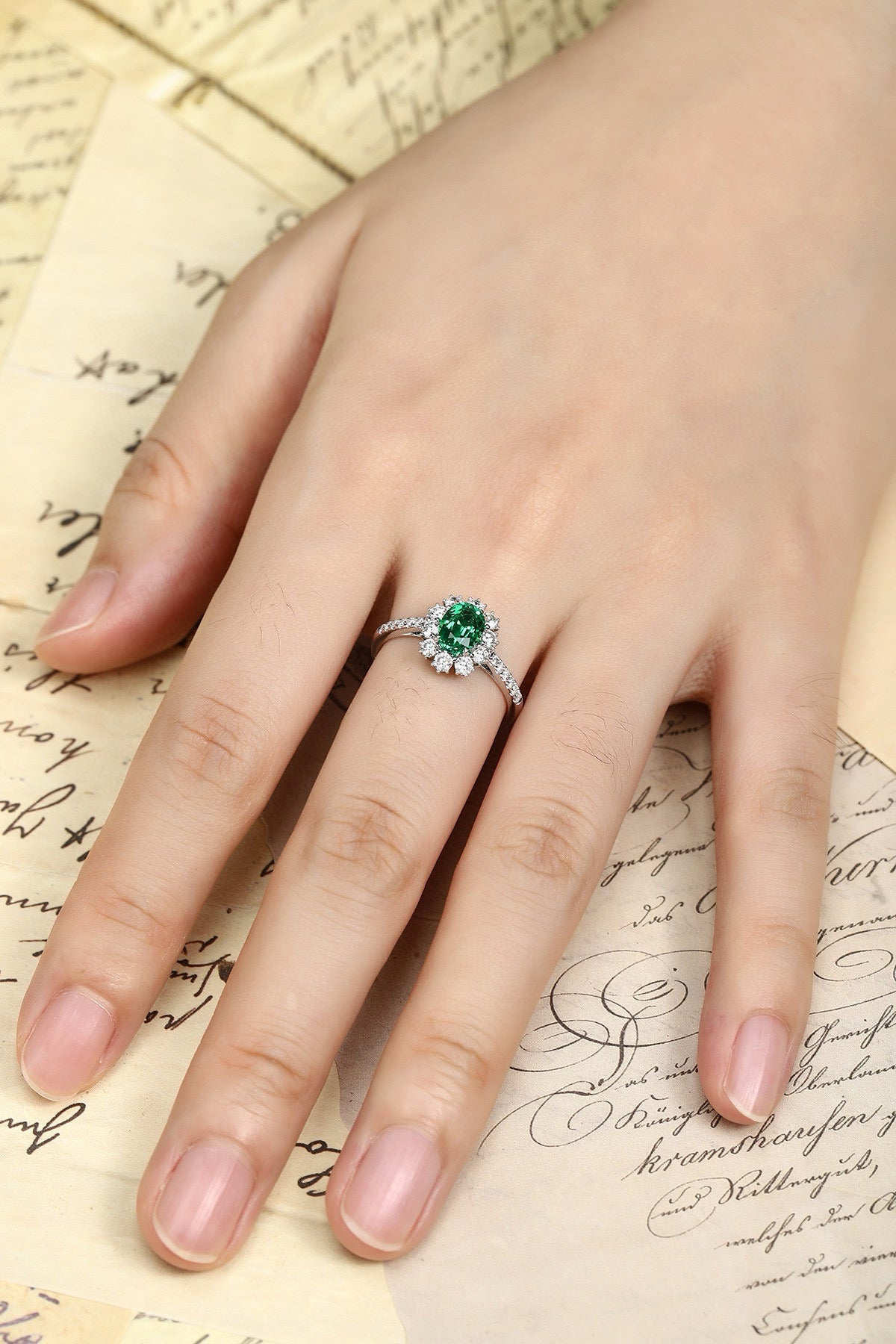 Pirmiana Customized PT950 Platinum 0.81ct Lab Grown Emerald with 0.5625ct Diamond Ring Jewelry Engagement Gift Women
