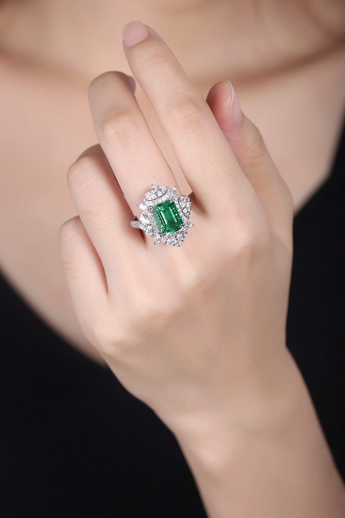 Pirmiana HOT SALE Customized S925 Sliver 3.2ct Lab Grown Emerald Ring Jewelry Engagement Gift Women