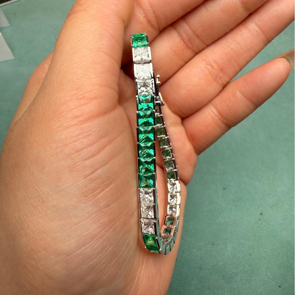 Pirmiana Jewelry Customized 14K White Gold 4x4mm Each Lab Grown Emerlad Bracelet for Women Fine Jewelry