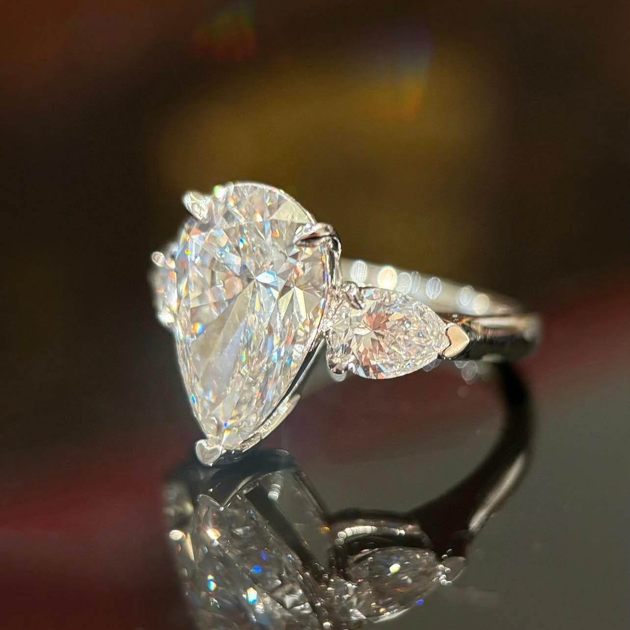 Pirmiana Jewelry Customized 18k White Gold 2ct Pear Shape Lab Grown Diamond Engagement Wedding Band Rings for Women Fine Jewelry