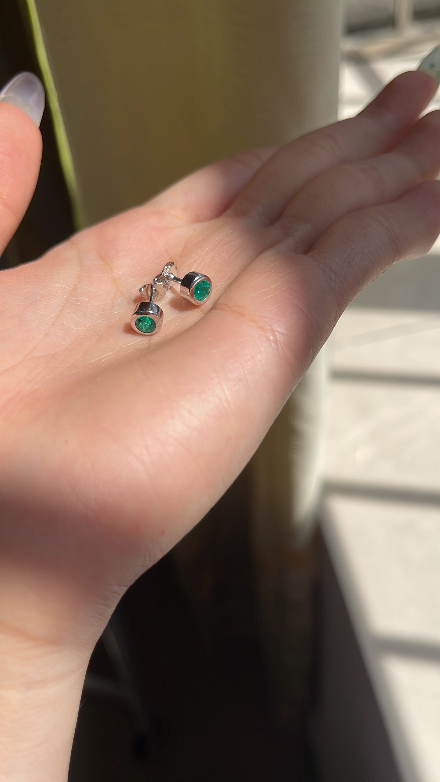 Pirmiana Custom Simple popular Design S925 Silver Lab Grown Emerald Stubs Earrings Jewelry for Man