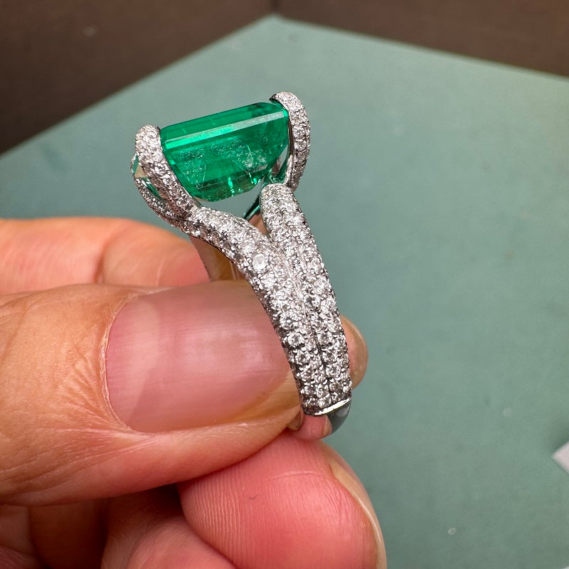 Pirmiana Custom Design 18K White Gold 5.685ct Lab Grown Emerald Ring