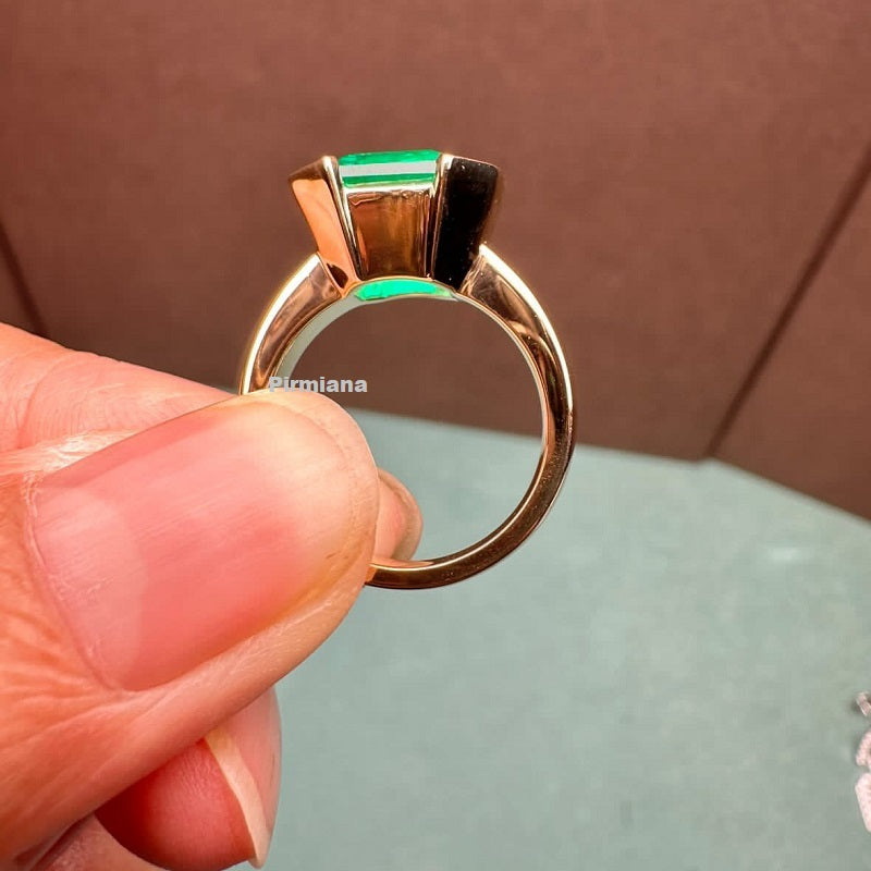 Pirmiana Custom Design 18K Yellow Gold 4.25ct Lab Grown Emerald Ring
