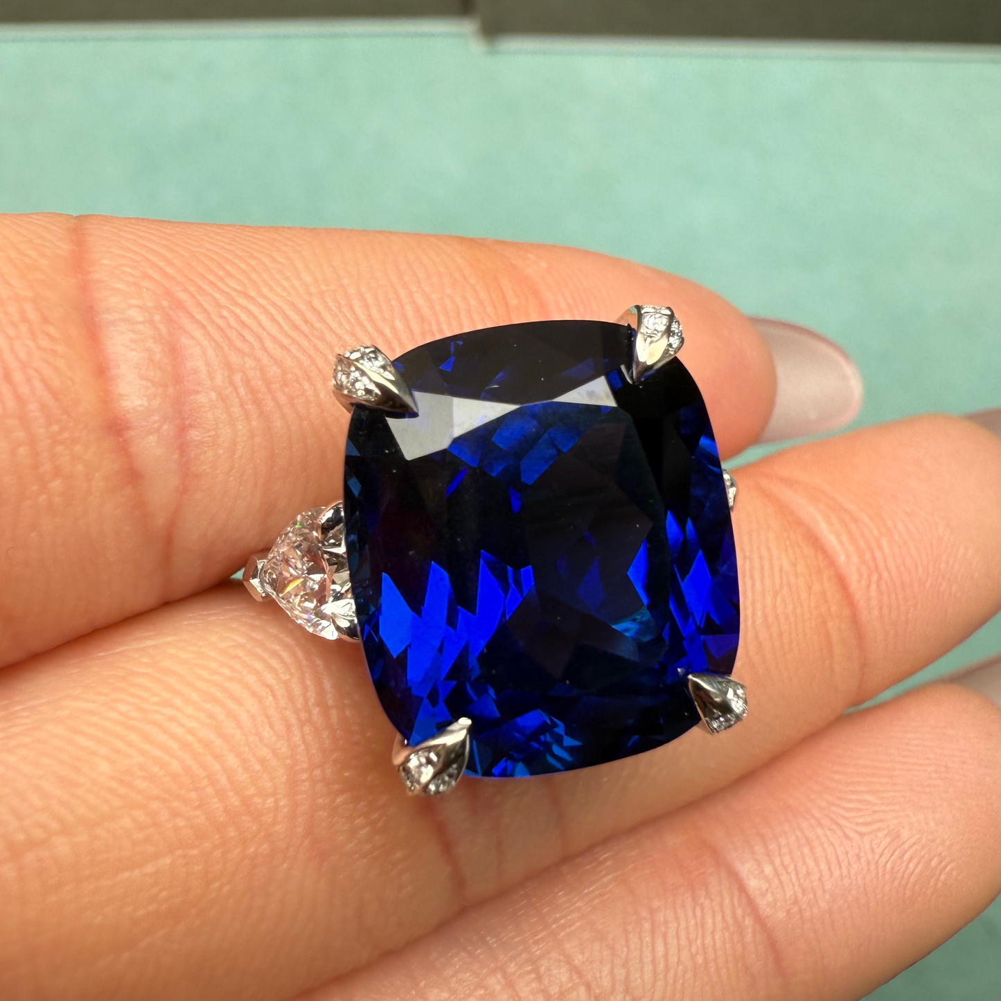 Pirmiana Custom Design 18k White Gold Ring for Women 19.95ct Lab Grown Sapphire And DEF HPHT Diamond Jewelry