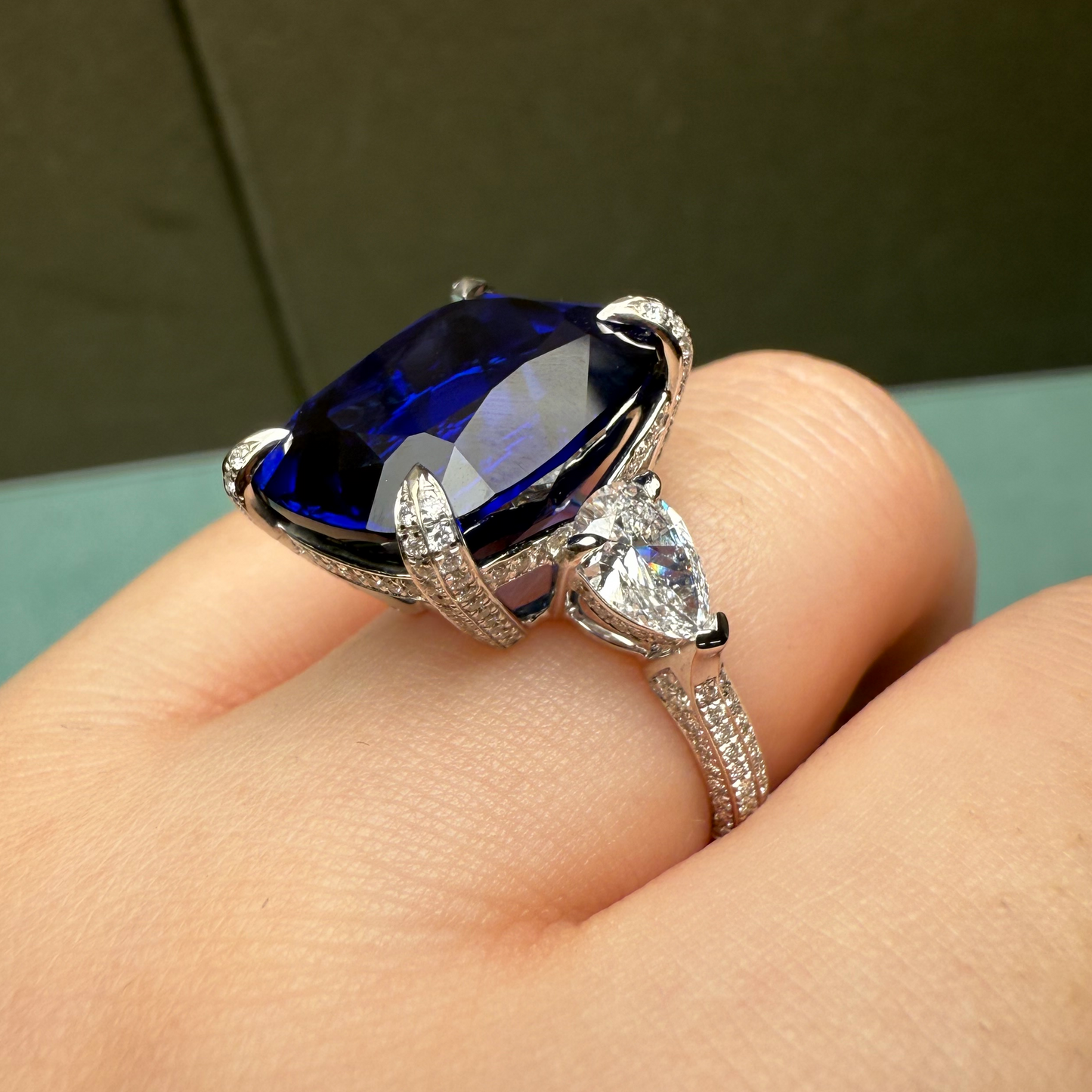 Pirmiana Custom Design 18k White Gold Ring for Women 19.95ct Lab Grown Sapphire And DEF HPHT Diamond Jewelry