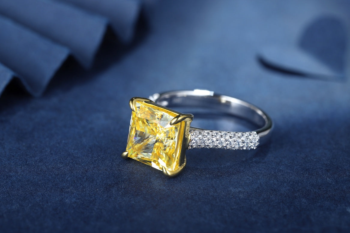 Pirmiana New Fashion 4ct Priceless Simulated Diamond Rings S925 Silver Jewelry Engagement Gift Women