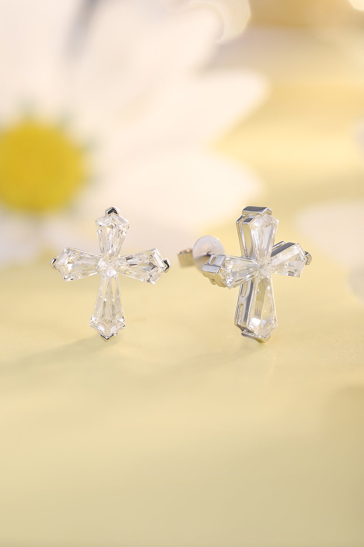 Pirmiana Elegant and Luxury 4.55ct Simulated Diamond Earrings 9K Gold Jewelry Engagement Gift Women