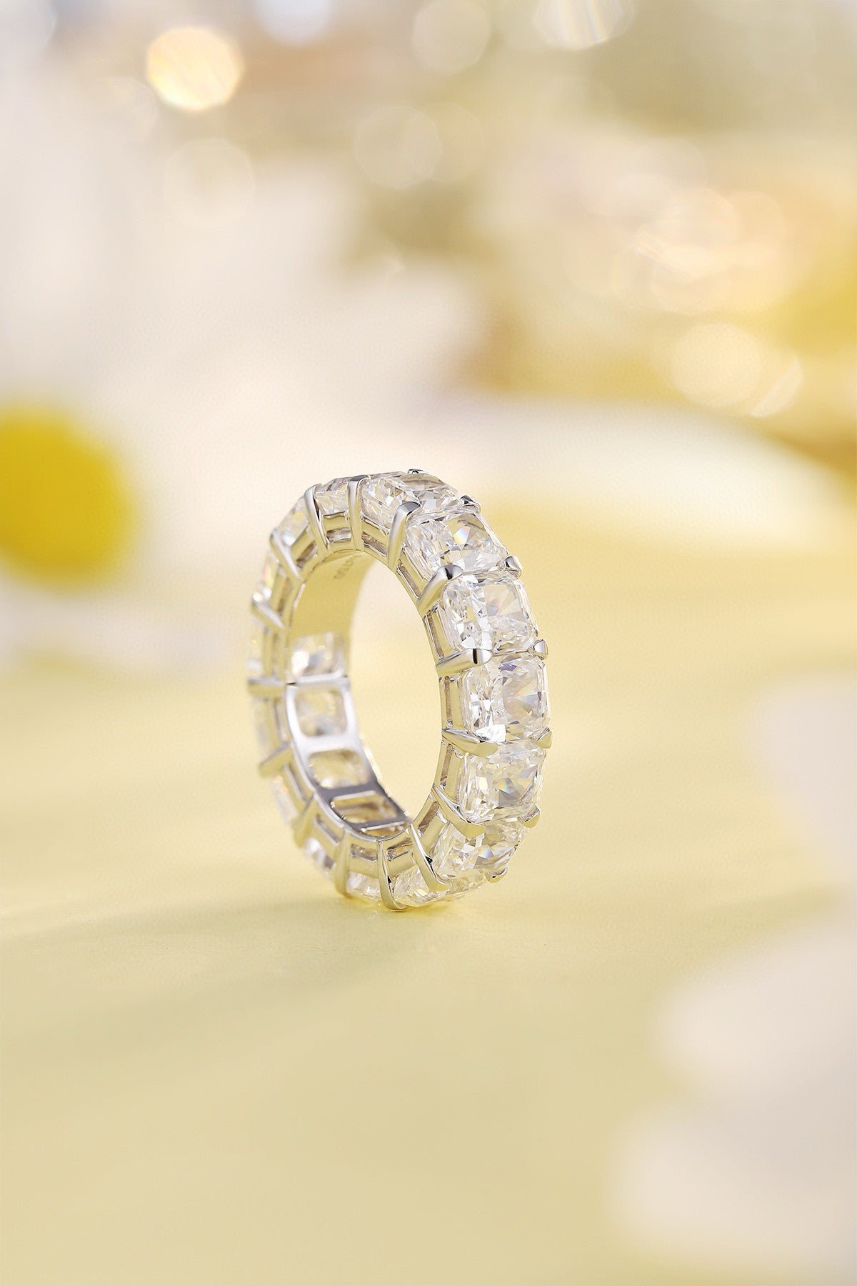 Pirmiana Elegant and Luxury 19.2ct Simulated Diamond Rings 18K Gold Jewelry Engagement Gift Women