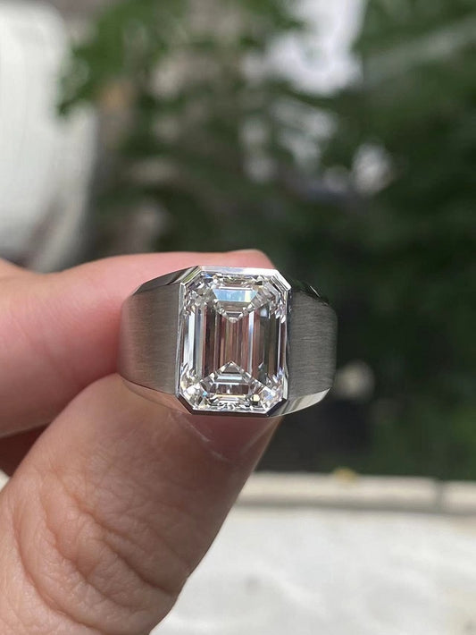 Ruif custom-made 18k gold 5ct emerald cut lab grown diamond ring for men classic luxury ring for wedding