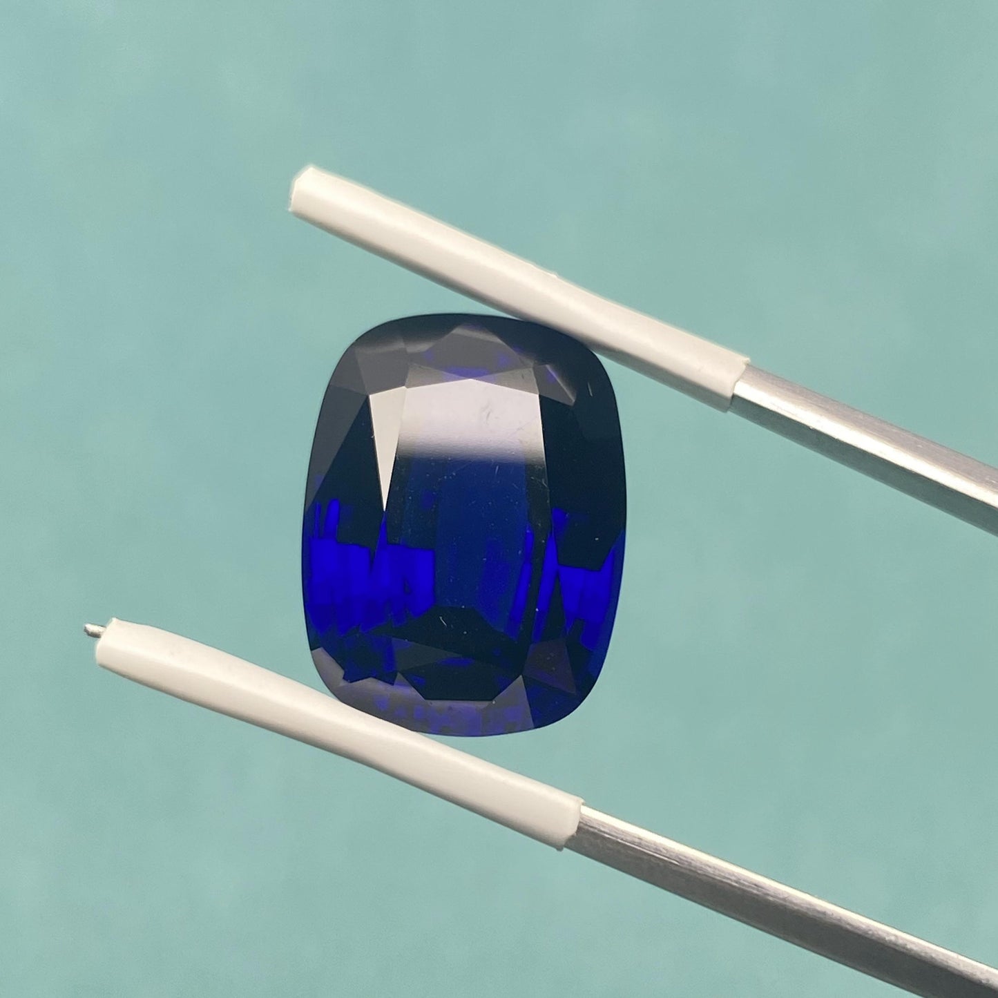 Pirmiana 1.2-19.95ct Cushion Lab Grown Royal Sapphire Loose Gemstones for Jewelry Making