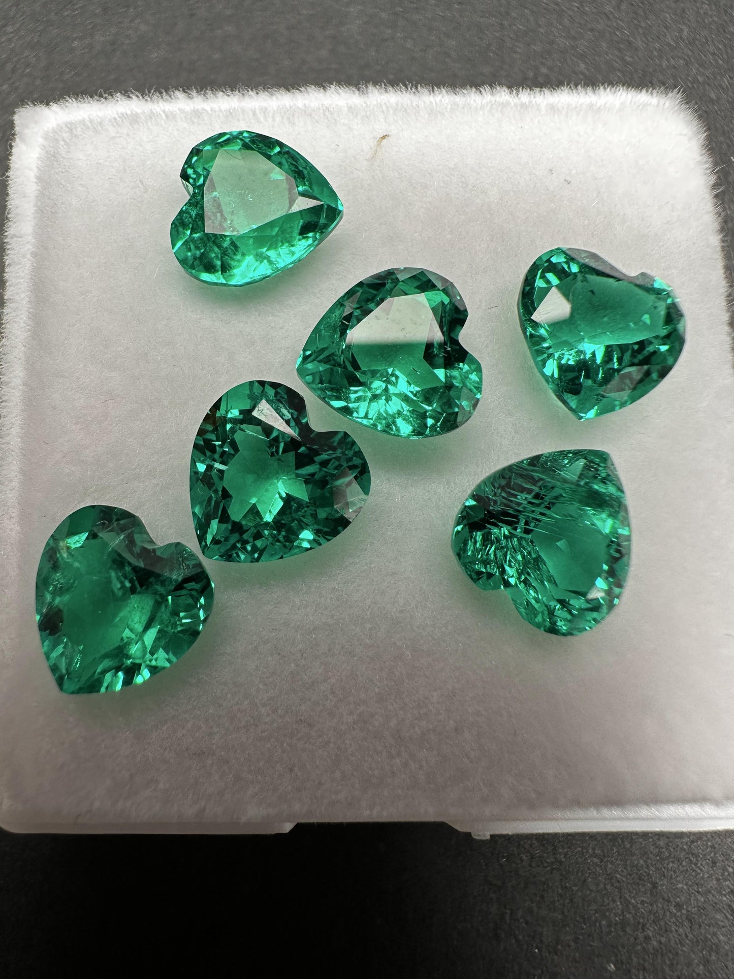 Pirmiana  0.47-4.665ct Heart Cut Lab Grown Emeralds Loose Gemstones for Jewelry Making
