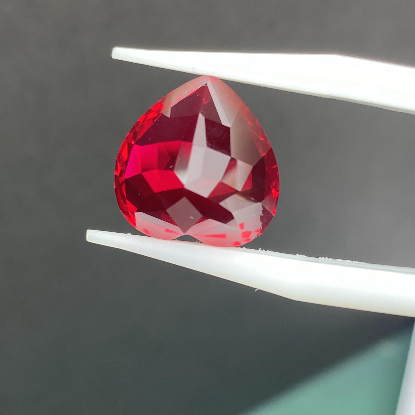Pirmiana 0.45-5.88ct Heart Shape Pigeon Blood Red Lab Grown Ruby Loose Stones For Jewerly Making