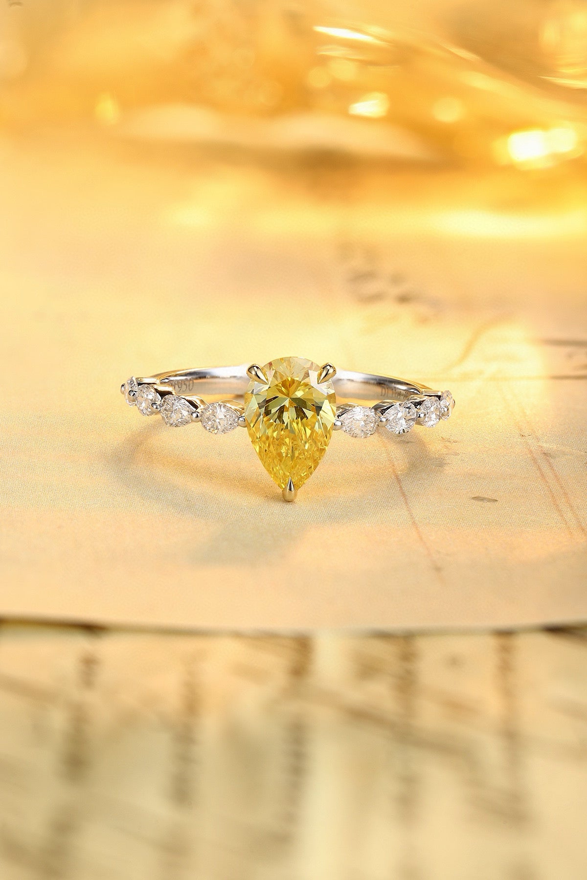 Pirmiana New Fashion 1.11ct shining Lab Grown Yellow Diamond Rings PT950 Platinum Jewelry Engagement Gift Women