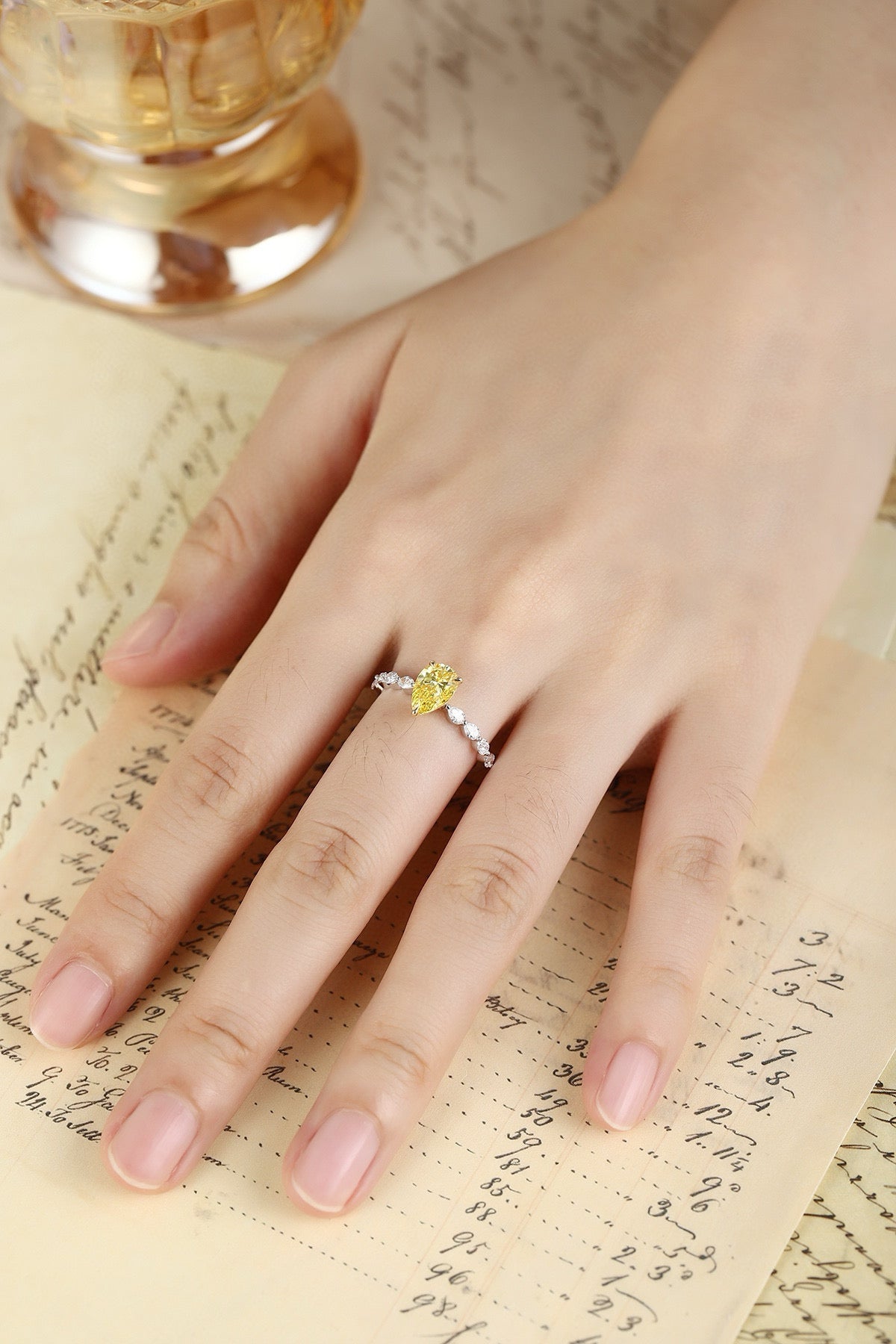 Pirmiana New Fashion 1.11ct shining Lab Grown Yellow Diamond Rings PT950 Platinum Jewelry Engagement Gift Women