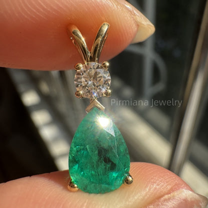 Pirmiana 18K Yellow Gold 1.58ct Lab Grown Emerald and 0.3ct DEF VS Round Cut Lab Grown Diamond necklace and pendant Engagement gift for Women