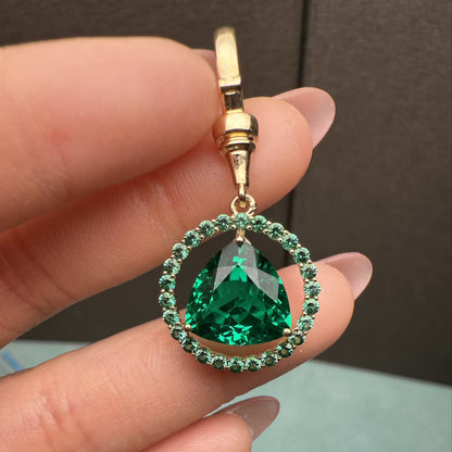 Primiana 2025 New Classic Style 9K 11x11mm 4ct Triangle ShapeLab Grwon Emerlad Pendant Girlfriend Gift