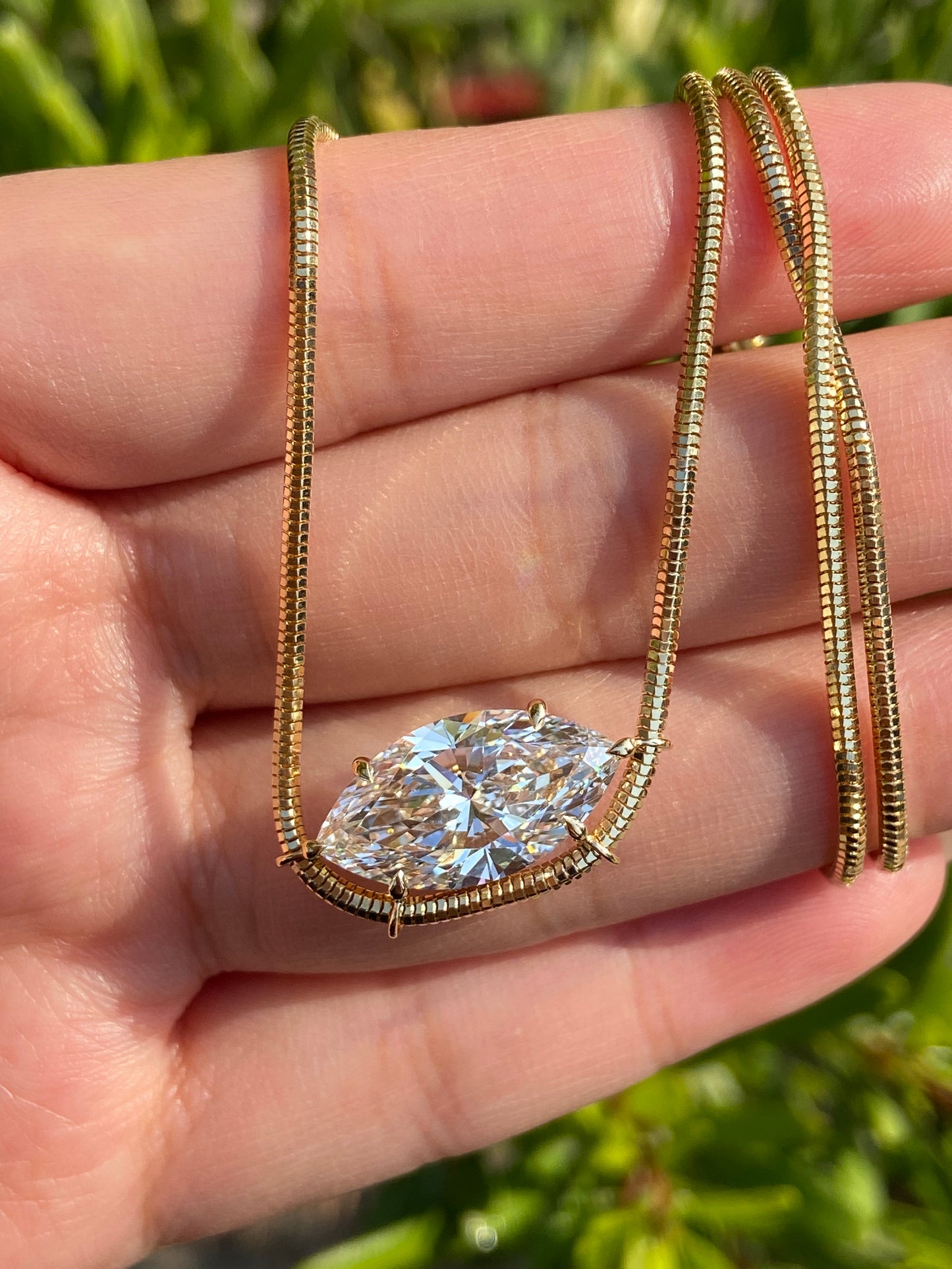 Pirmiana Hot Sale Classic Design Marquiso Shape Lab Grown  Diamond 18k Yellow Gold Necklace 5ct  Lab Grown Emerald Girlfriend Gift