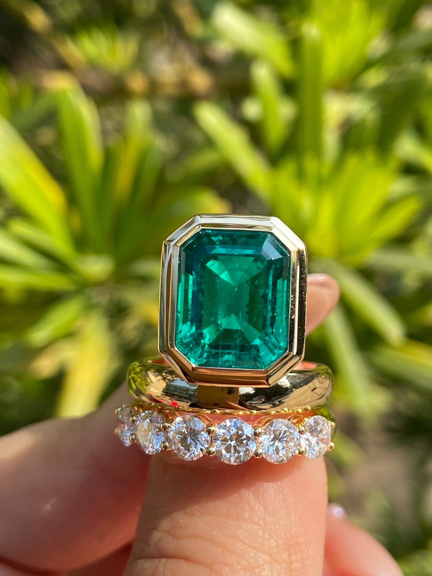 Pirmiana Hot Sale Classic Design  Ring Overlapping  9x11mm 4.266ct Emerald Shape Lab Grown Emerald And Lab Grown  Diamond 18k Yellow Gold Girlfriend Gift