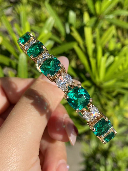 Pirmiana Hot Sale Classic Design Each 8mm Cushion Shape Bracelet Side Stone Lab Grown Diamond 14K Gold Girlfriend Gift