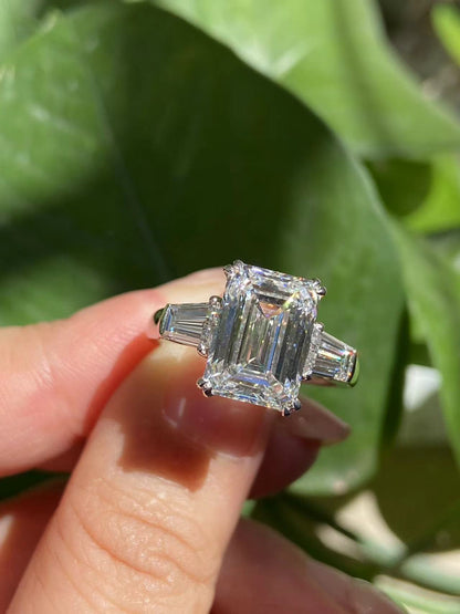 Pirmiana Hot Sale Classic Design Main Stone 5ct Emerald Shape Ring Side Stone Lab Grown Diamond 14K Gold Girlfriend Gift