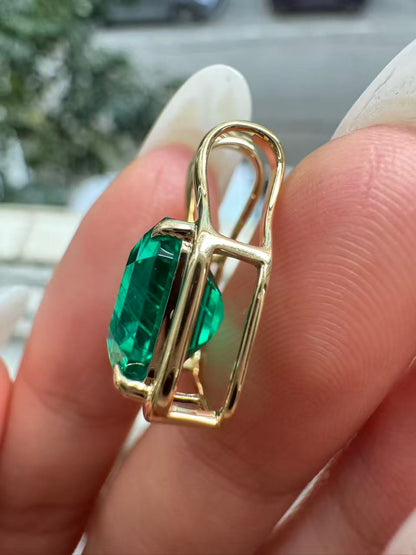 Pirmiana Custom Design Retro Style 18K Yellow Gold 5.5ct Lab Grown Emerald Pendant