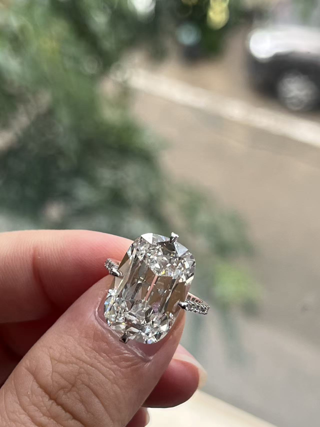 Pirmiana Jewelry Customized Platinum 10.11ct Lab Grown Diamond Three Stone Engagement Rings for Women Fine Jewelry