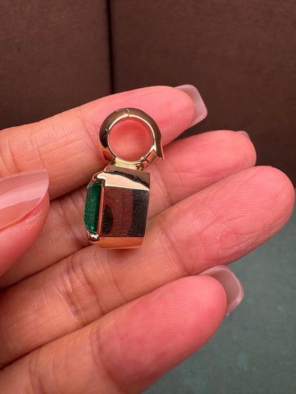 Pirmiana 9K yellow gold 11.20ct lab grown emerald pendant
