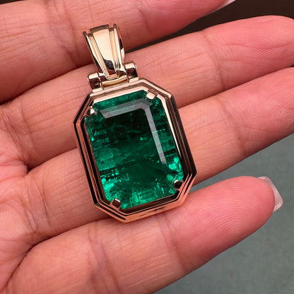 Pirmiana custom made 14K yellow gold 15.15ct lab grown emerald pendant