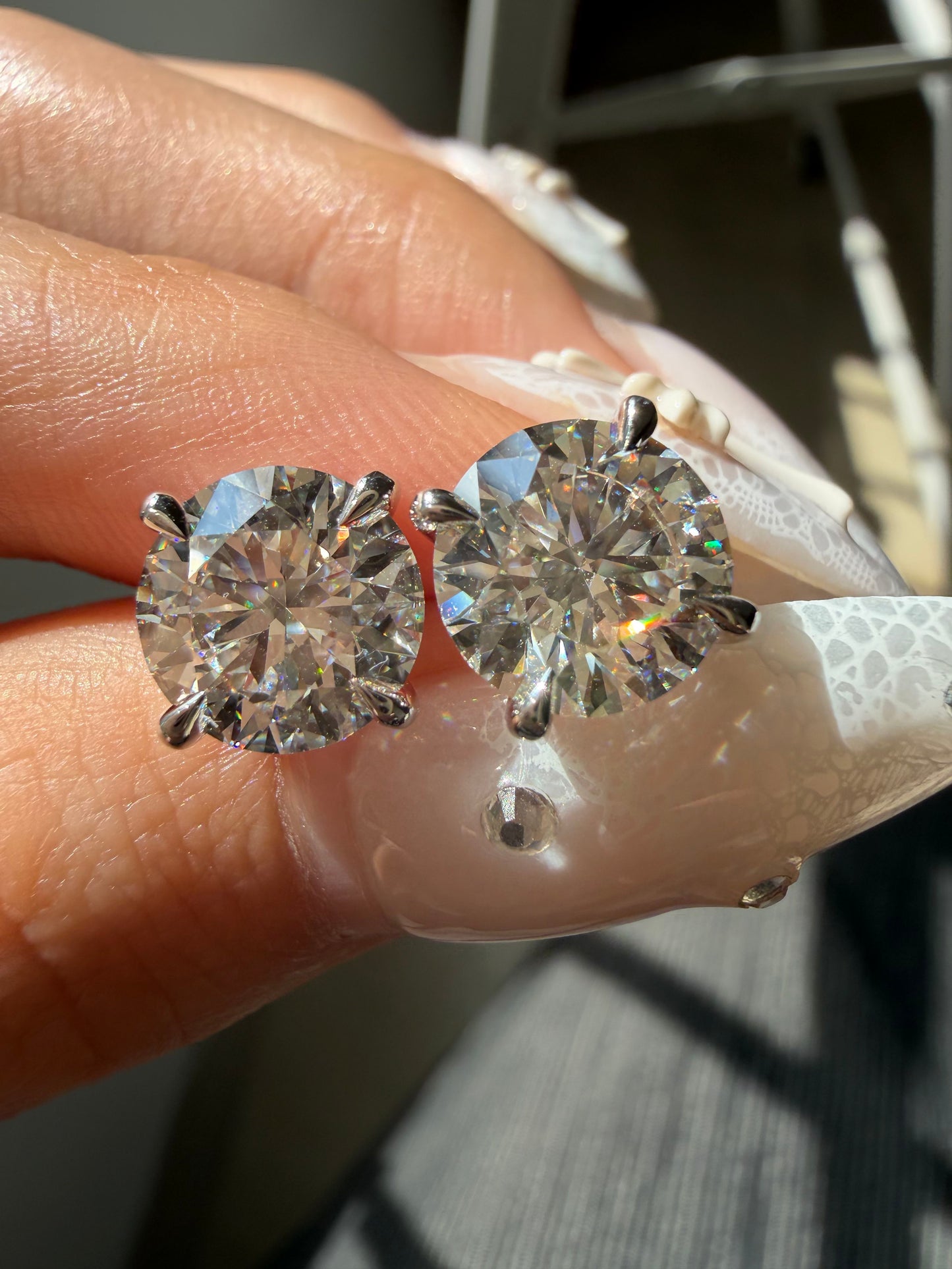 Pirmiana Custom Design 18K White Gold Earrings Stubs for Women Daily Wear 2.5ct Each Round Shape CVD Lab Grown Diamond Jewelry