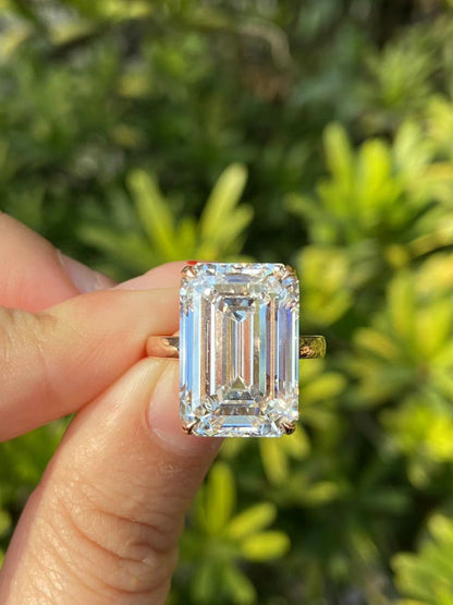 Pirmiana Custom Design 18k Rosa Gold Emerald Shape 12ct E Color Lab Grown Diamond Ring