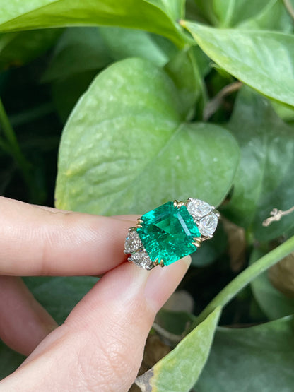 Pirmiana Customized 18k Gold 4.75ct Lab Grown Emerald with 0.979ct Diamond Ring Jewelry Engagement Gift Women