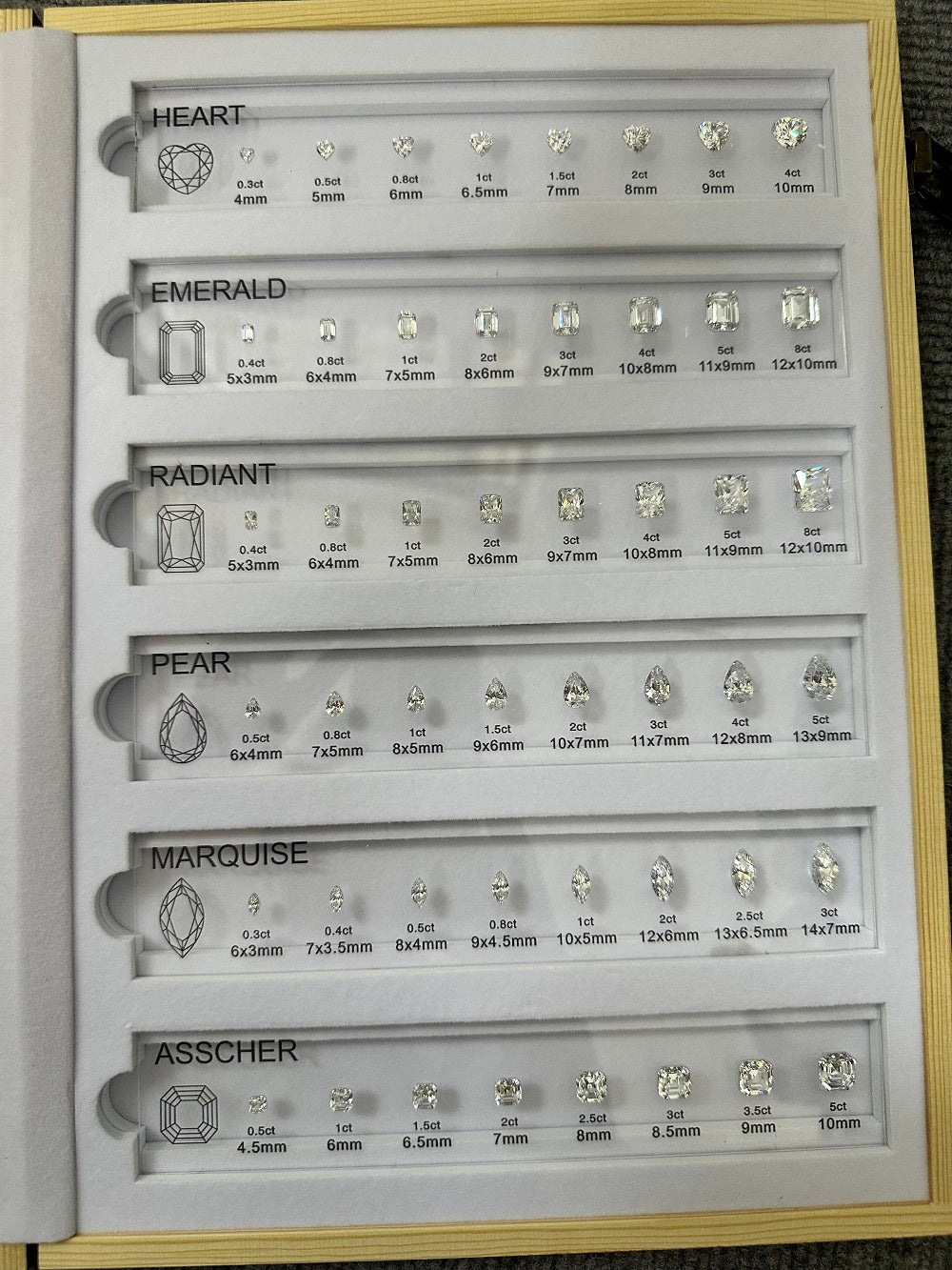 Diamond Comparison Set  5A Cubic Zirconia Jewelry Tools