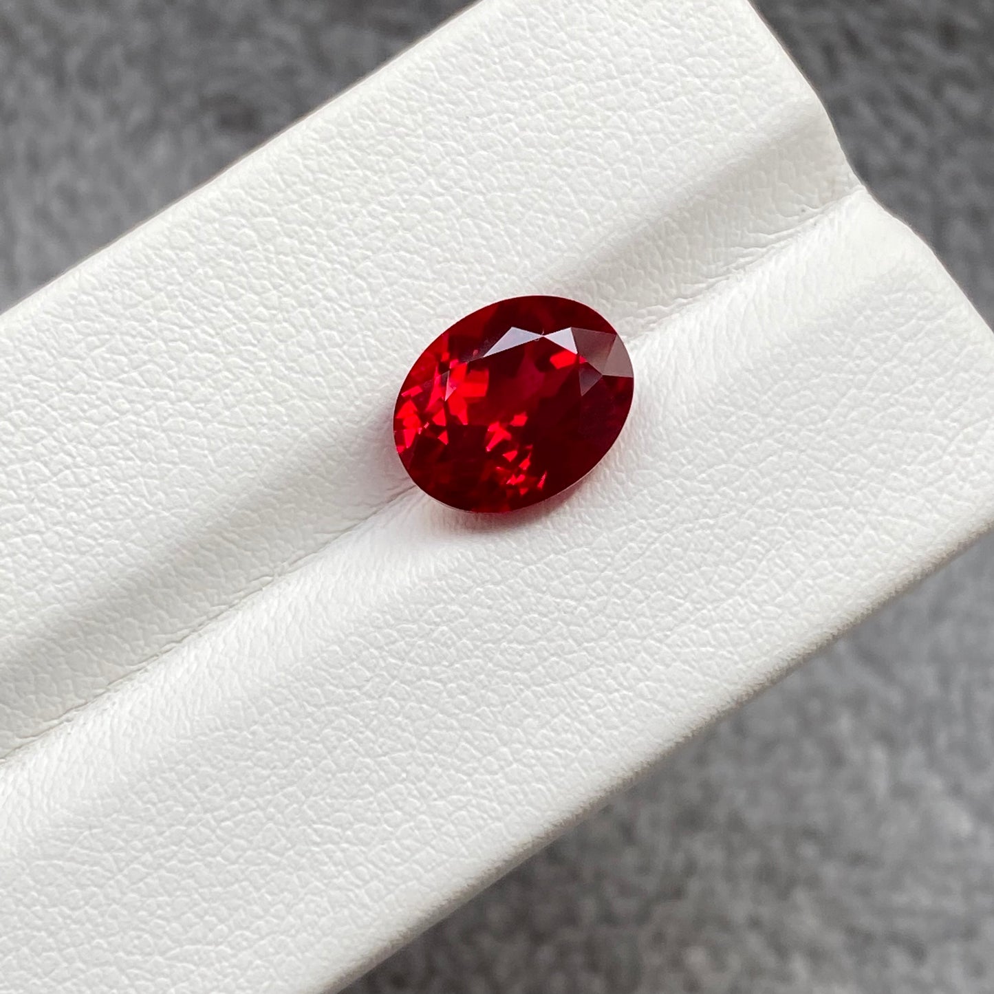 Pirmiana 1.43-9.36ct Oval Shape Pigeon Blood Red Lab Grown Ruby Loose Stones For Jewerly Making