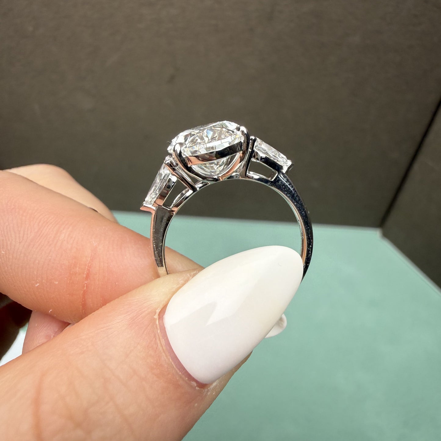 Pirmiana Jewelry Customized 18k White Gold 5ct pear shape Lab Grown Diamond Rings Engagement Wedding Band Rings for Women Fine Jewelry