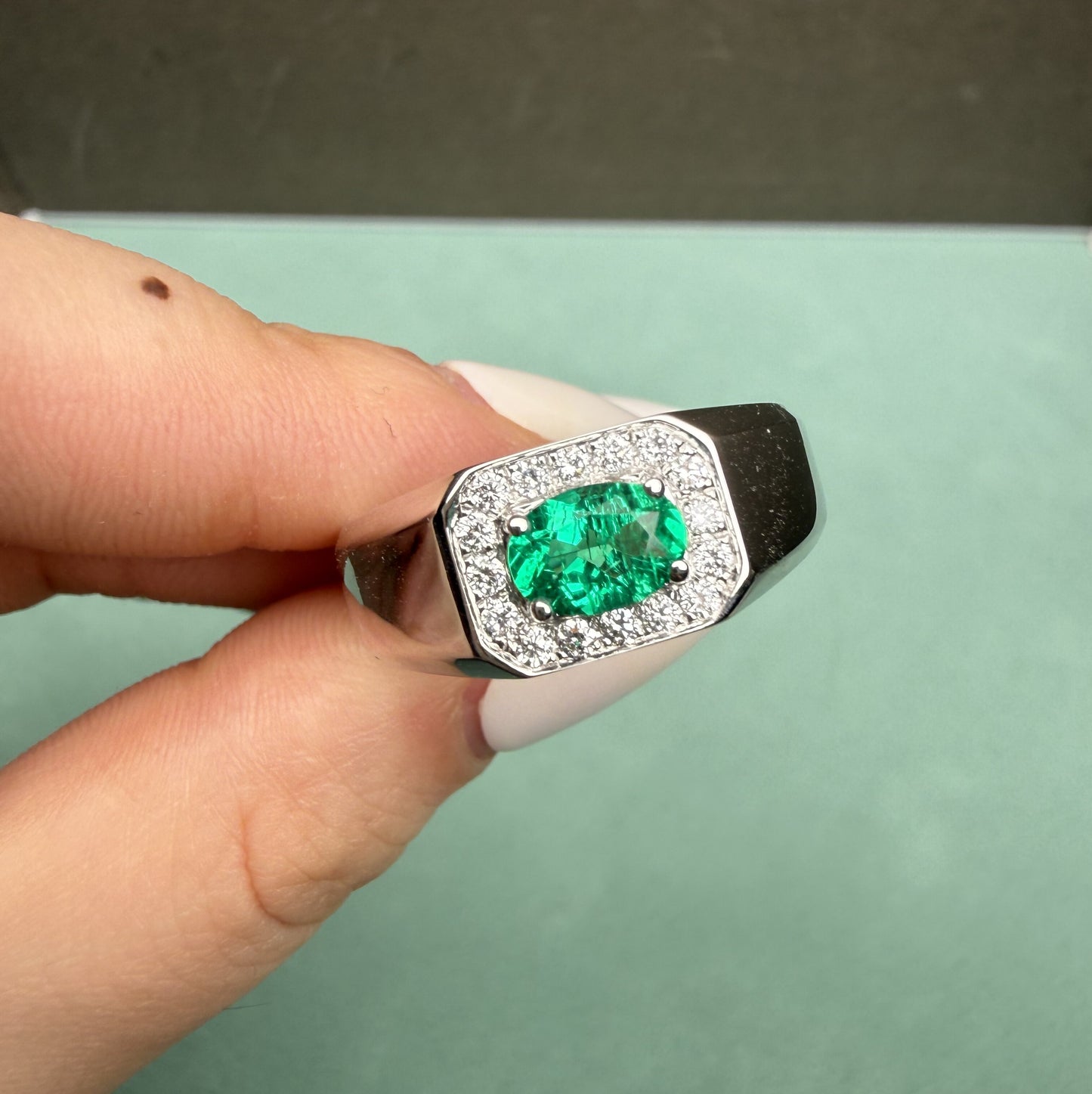 Pirmiana Hot Sale Classic Design Lab Grown Emerald 14k White Gold Rings 6X8MM 0.7ct Lab Grown Emerald Girlfriend Gift