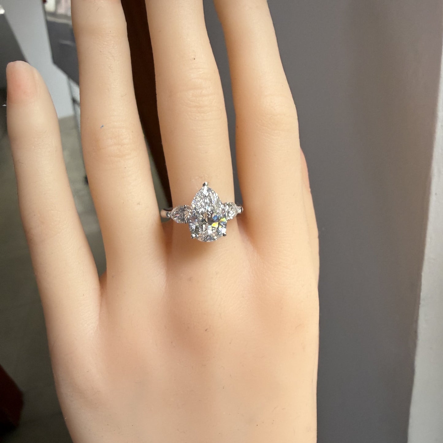 Pirmiana Jewelry Customized 18k White Gold 3ct pear shape Lab Grown Diamond Rings Engagement Wedding Band Rings for Women Fine Jewelry