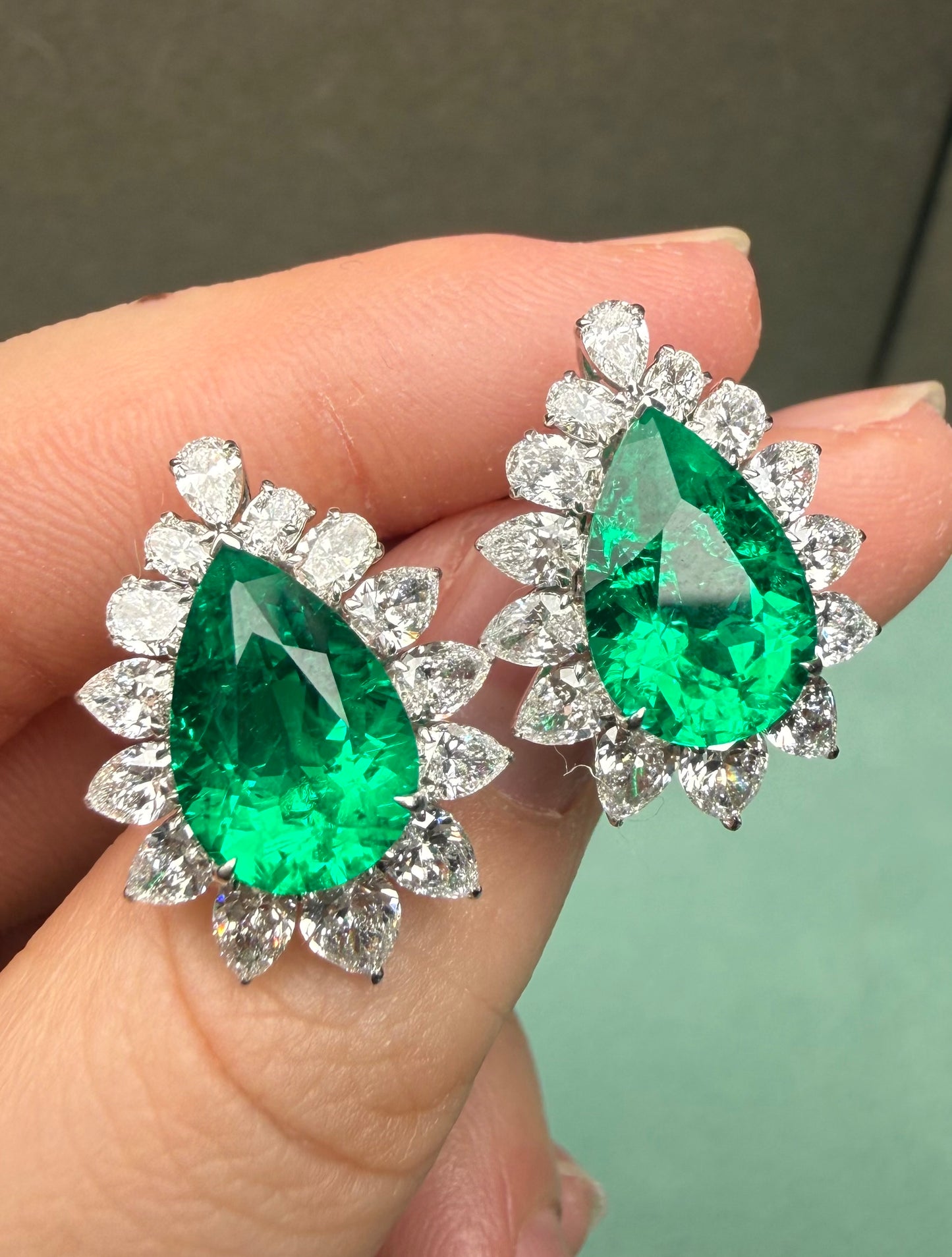 Pirmiana Hot Sale 8x12mm total 5.7ct Lab Grown Emerald Earrings 14K Yellow Gold Girlfriend Gift
