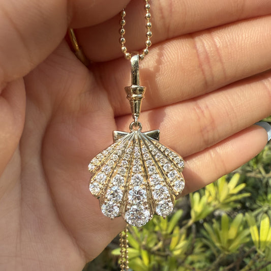 Pirmiana Jewelry Customized 14k Yellow Gold Lab Grown Diamond Shell Pendant for Women Party Gift