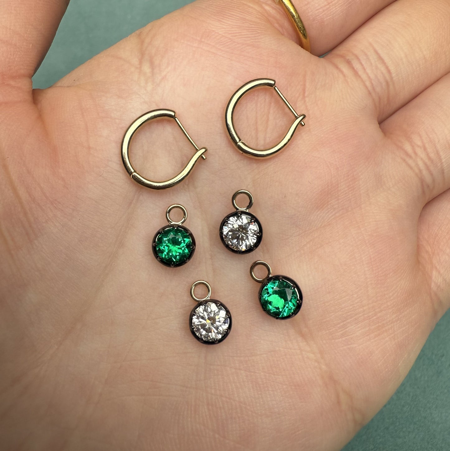 Pirmiana Jewelry Customized 9k Yellow Gold 0.5ct Each Lab Grown Emerald Earrings for Women Party Gift