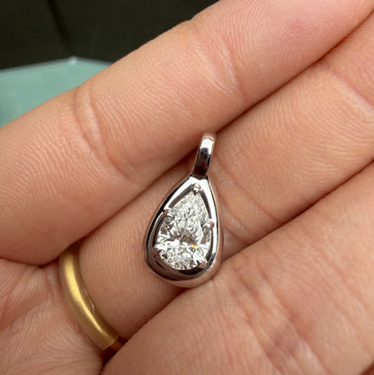 Pirmiana Jewelry Customized Platinum 1ct D VS1 Lab Grown Diamond Pendant for Women Party Gift