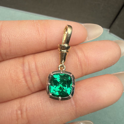 Primiana New Classic Style 9K 8X8mm 2.3ct Cushion Cut Lab Grwon Emerlad Pendant Girlfriend Gift