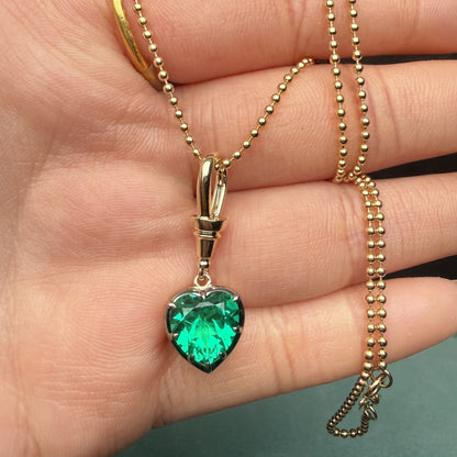 Primiana New Classic Style 9K 9x9mm 2.5ct Heart Shape Lab Grwon Emerlad Pendant Girlfriend Gift