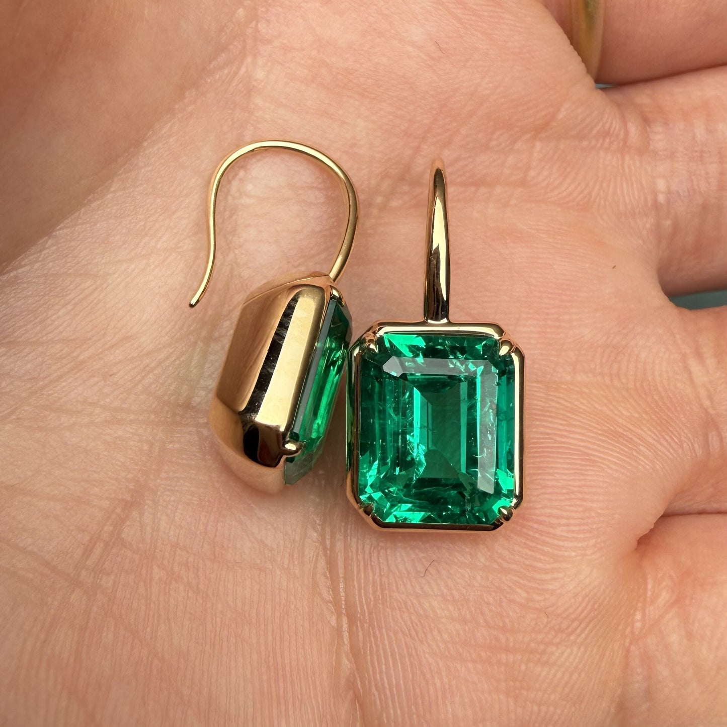 Pirmiana Hot Sale 9x11mm Lab Grown Emerald Earrings Lab Grown Diamond 18K Yellow Gold Girlfriend Gift