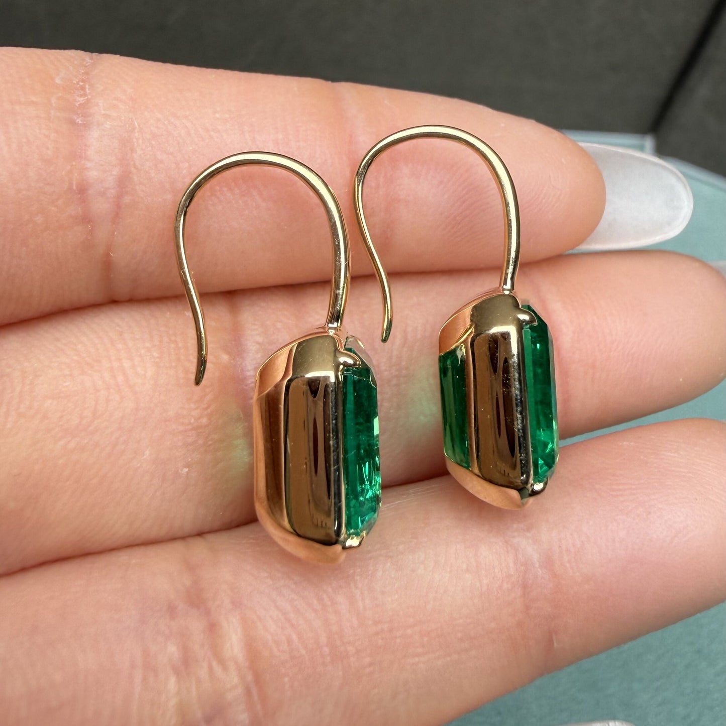 Pirmiana Hot Sale 9x11mm Lab Grown Emerald Earrings Lab Grown Diamond 18K Yellow Gold Girlfriend Gift