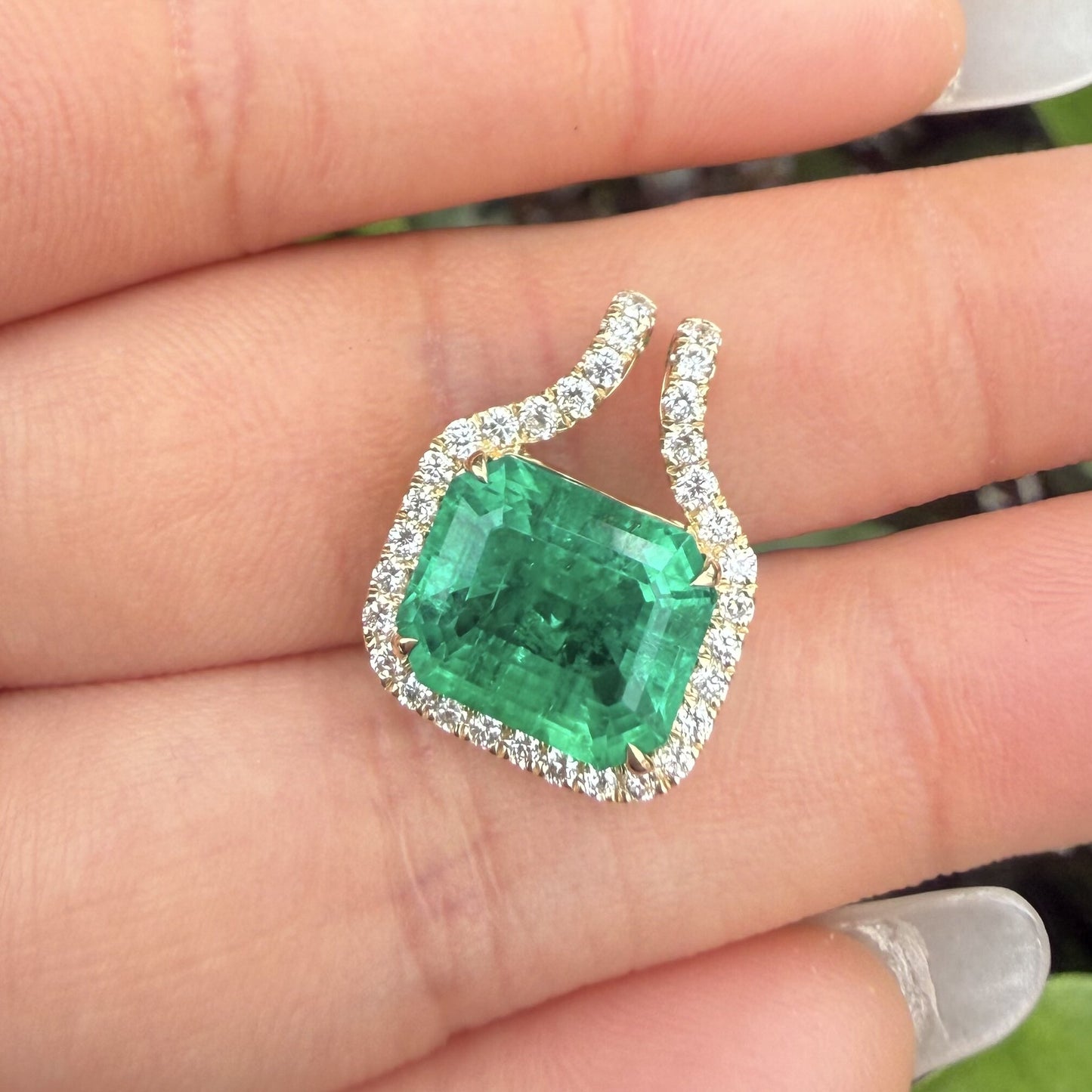 Primiana New Classic Style 14K 9x11mm 4.3ct Lab Grwon Emerlad Pendant Girlfriend Gift