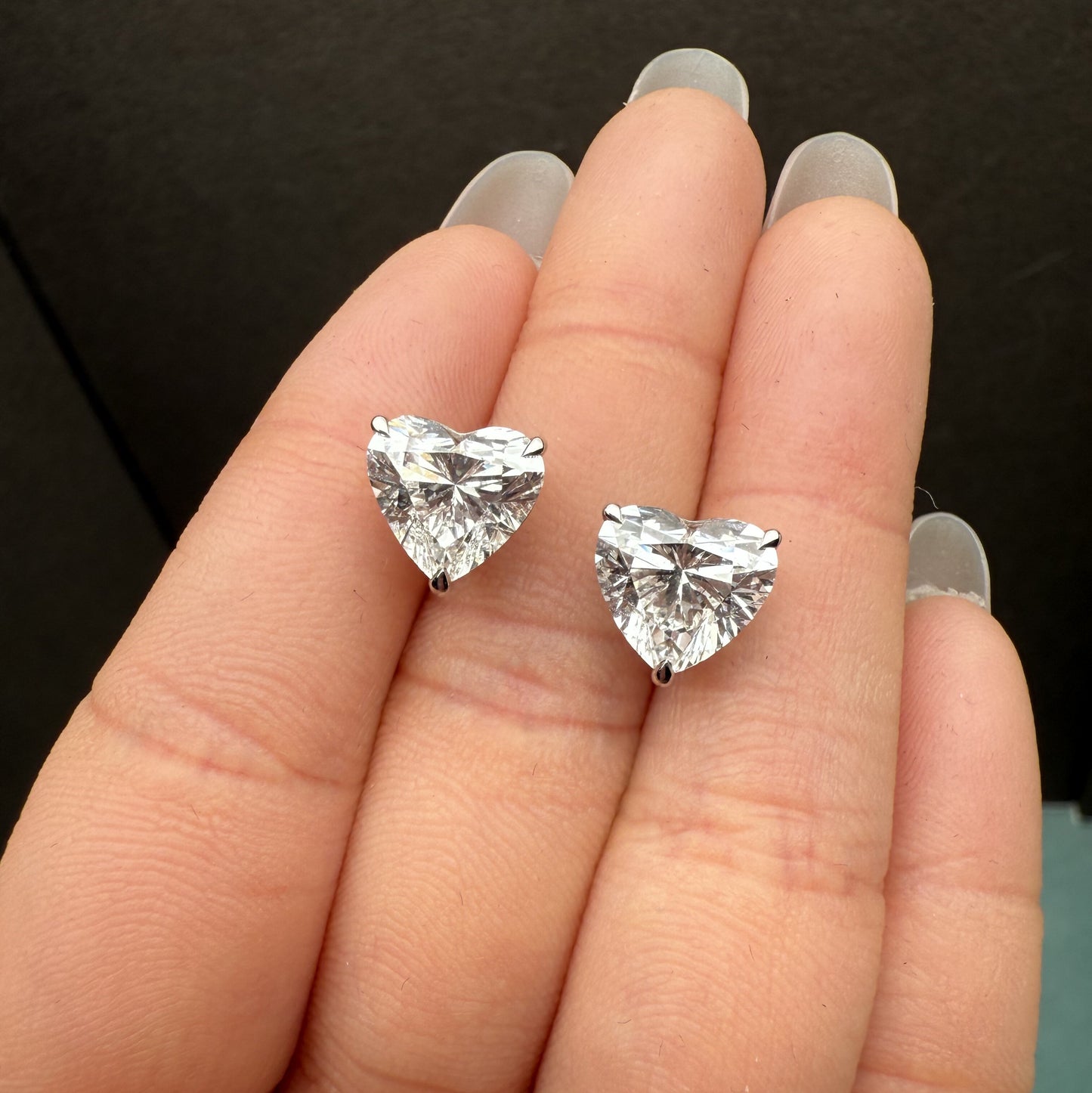 Pirmiana Cutomiezd 18K White Gold 2.5ct Heart Shape Lab Grown Diamond for Women Wedding Proposal earrings