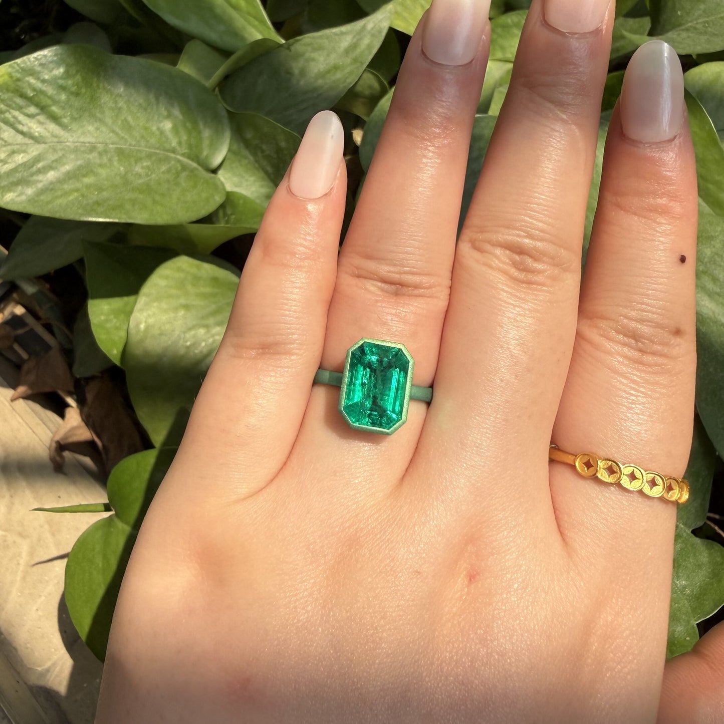 Pirmiana New Arrival Design Titanium Ring 3ct Lab Grown Emerald Girlfriend Gift