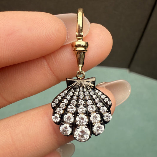 Pirmiana Jewelry Customized 14k Yellow Gold Lab Grown Diamond Shell Pendant for Women Party Gift